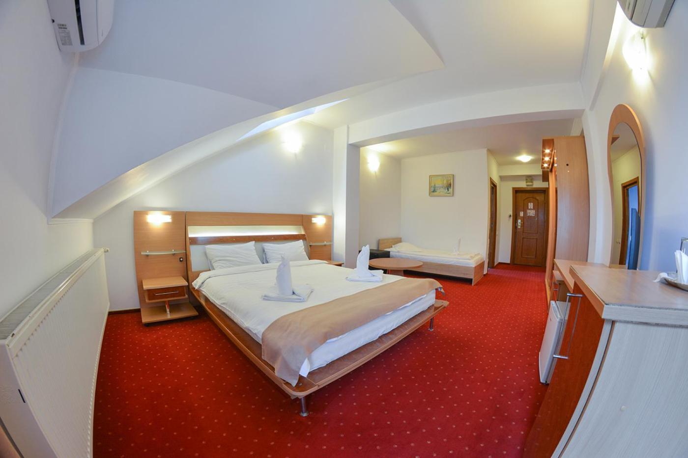 Pensiune Valentina Otel Râmnicu Vâlcea Dış mekan fotoğraf