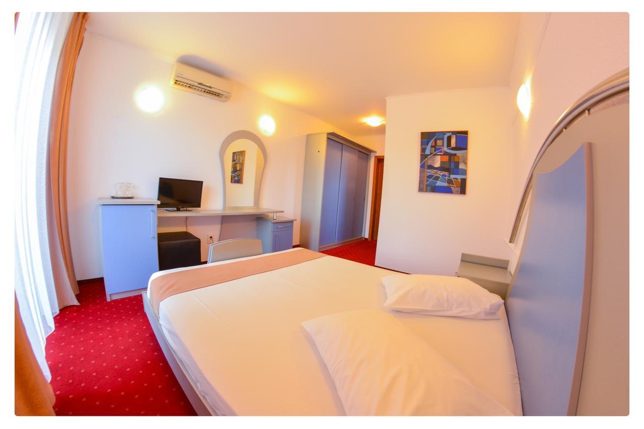 Pensiune Valentina Otel Râmnicu Vâlcea Dış mekan fotoğraf