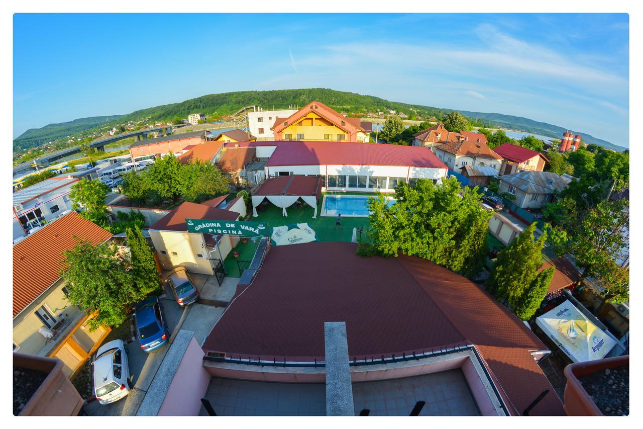 Pensiune Valentina Otel Râmnicu Vâlcea Dış mekan fotoğraf