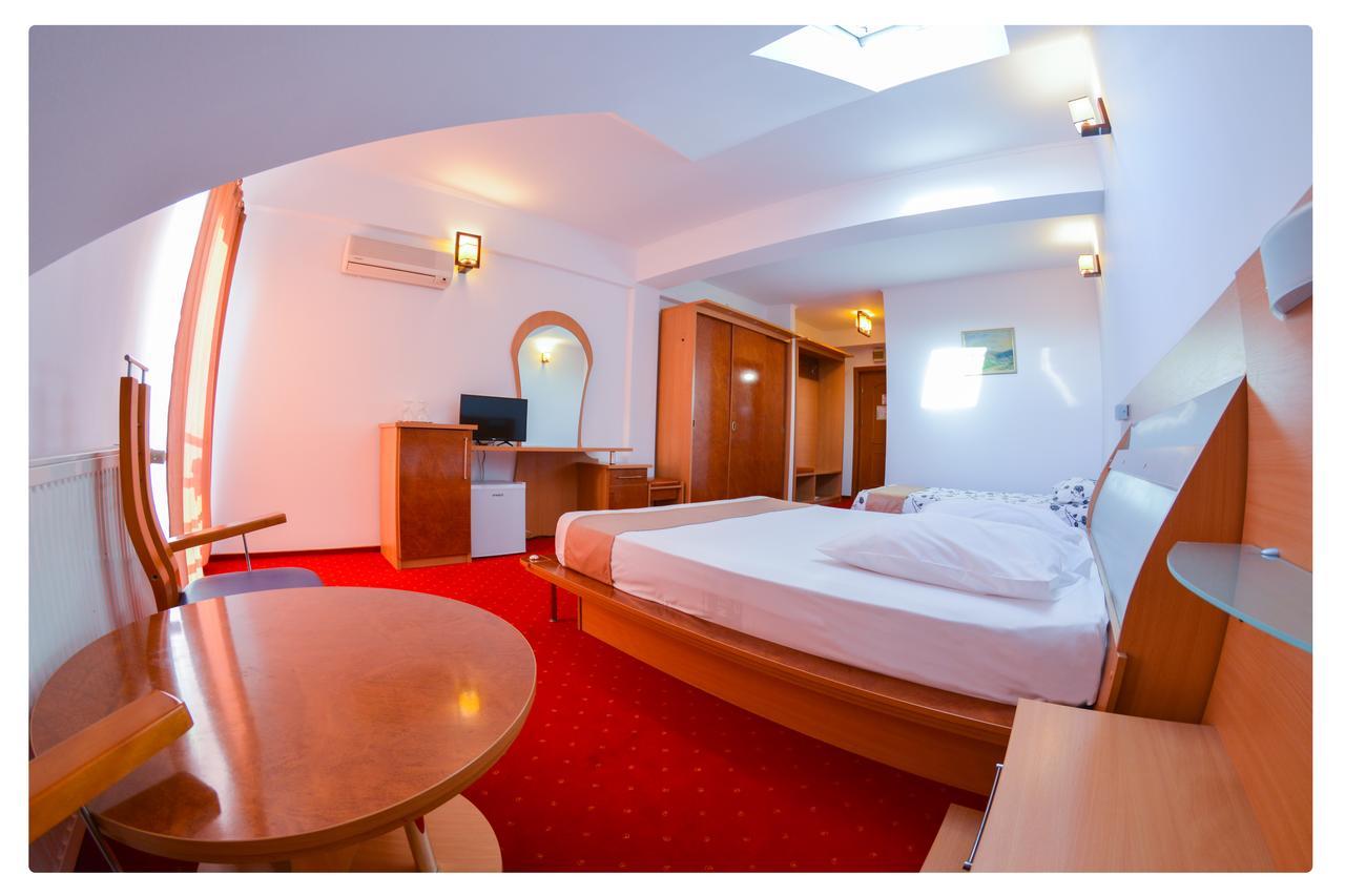 Pensiune Valentina Otel Râmnicu Vâlcea Dış mekan fotoğraf